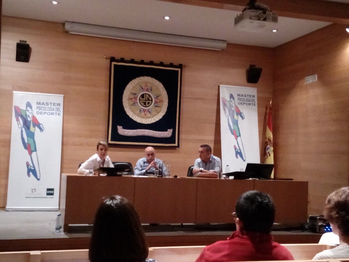 Un placer volver a estar con los compañeros y alumnos en las Jornadas de actualización en psicología del deporte de la UNED
