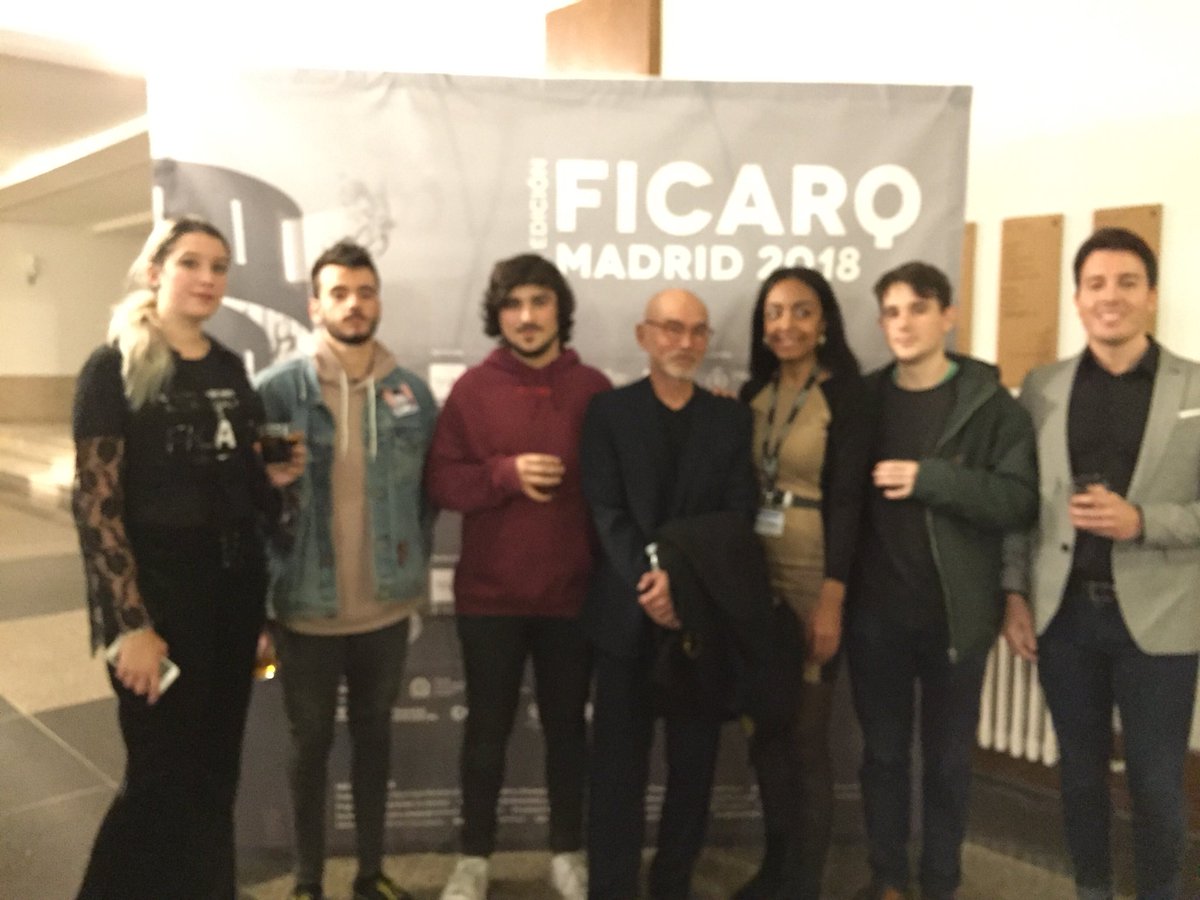 Clausura de <a href="/FICARQFEST/">FICARQ</a>, las s alumnos con el gran Nilo Rodis <a href="/_CITY_FOLLOWERS/">CITY FOLLOWERS</a> <a href="/universidadcjc/">UCJC</a> <a href="/UCJCine/">UCJC Cine</a>