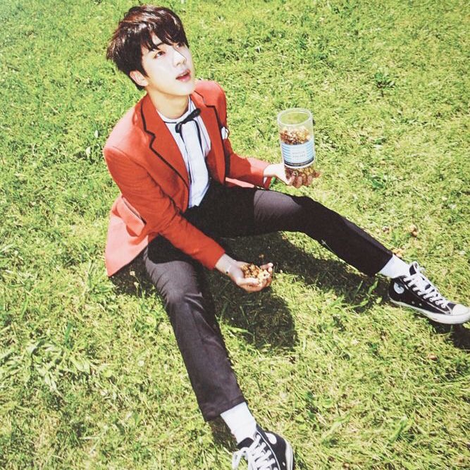 Y00NMINATI0N's tweet photo. worldwide handsome @BTS_twt #BTS https://t.co/5M4Fy6UL6L