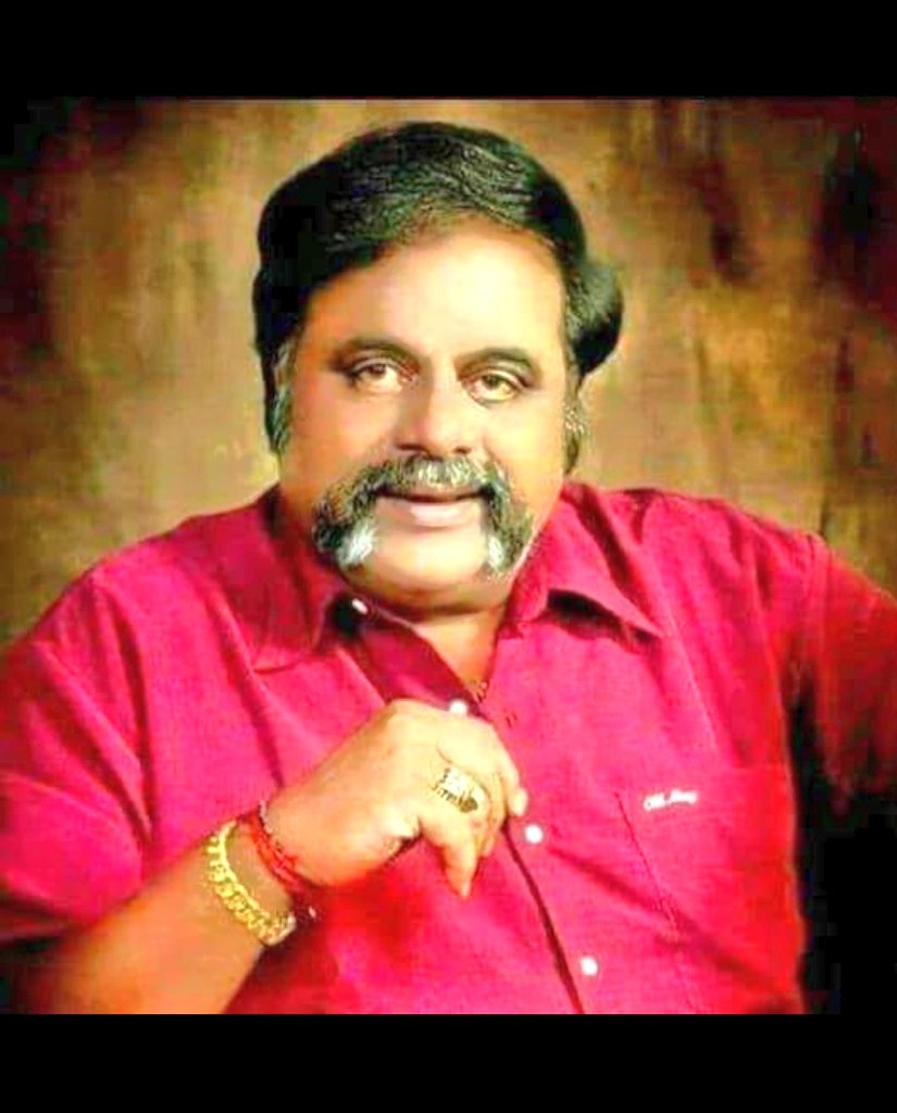 mlayvpatil's tweet photo. ಮಾಜಿ ಸಚಿವರು ಹಾಗೂ ಜನಪ್ರಿಯ ನಟರು ಮತ್ತು ನನಗೆ ಆತ್ಮೀಯರಾದ #ಶ್ರೀ_ಅಂಬರೀಶ್'ರವರ
 ಅಕಾಲಿಕ ಮರಣದ ಸುದ್ದಿ ಕೇಳಿ ಮನಸ್ಸಿಗೆ ತುಂಬಾ ನೋವಾಗಿದ್ದು, ಈ ಅಗಲಿಕೆಯ ನೋವು ಸಹಿಸುವ ಶಕ್ತಿಯನ್ನು ಅವರ ಕುಟುಂಬ ವರ್ಗಕ್ಕೆ ಹಾಗೂ ಅಪಾರ ಅಭಿಮಾನಿಗಳಿಗೆ ಆ ದೇವರು ಕರುಣಿಸಲಿ ಎಂದು ಪ್ರಾರ್ಥಿಸುತ್ತೇನೆ. https://t.co/HUFdUk6Wr5