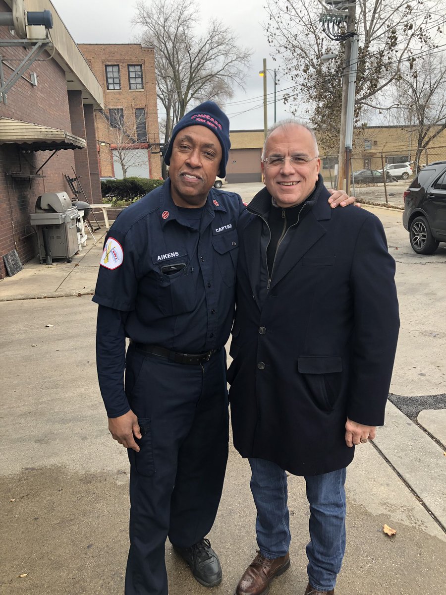 GeryChico's tweet photo. Want to wish Captain Aikens a very happy retirement after 30 years of incredible service to our city. #engine49 #service #firefighters https://t.co/cegnclT4P4