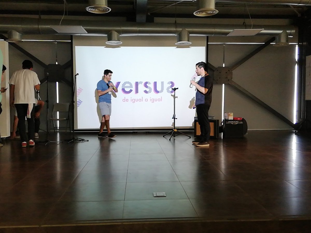 Versus_Usach's tweet photo. AHORA
Se prepara la Banda BARDO
#Versus2018 https://t.co/ggG4xBN7qf