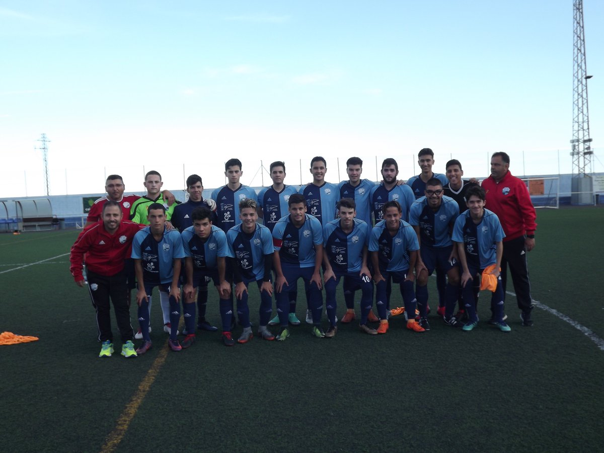 PRIMERA JUVENIL
Triunfo de nuestro equipo Juvenil en la tarde de este sábado en Tasagaya ante el Andenes "B" por 3-1. Con este resultado los güimareros alcanzan los 11 puntos en la clasificación.