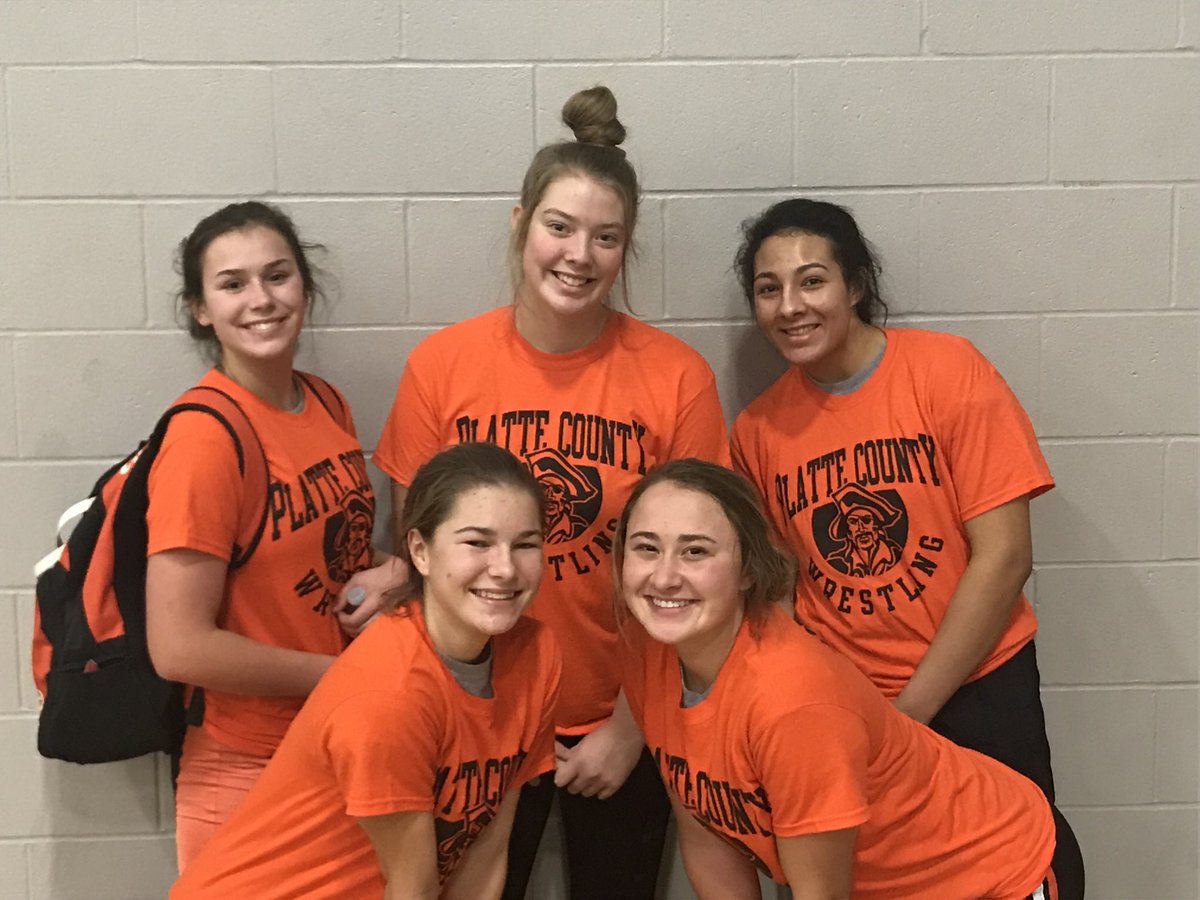 Lady Pirates Wrestling competing it their first ever competition today at Oak Park <a href="/PCWRESTLE/">Platte Co. Wrestling</a>