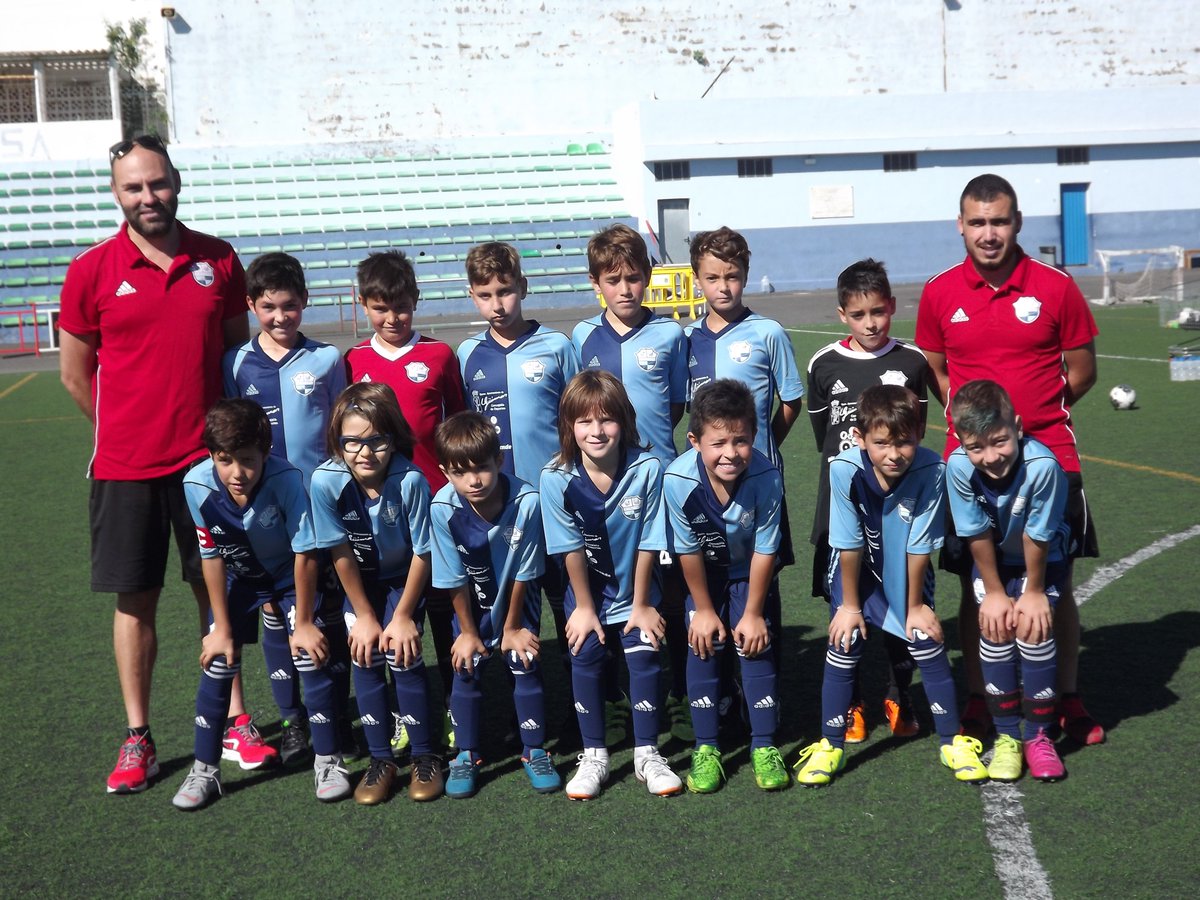 BENJAMINES PRIMERA FASE
El Benjamín "A" ganó hoy su partido de liga en Tasagaya.
Felicidades y a seguir aprendiendo.