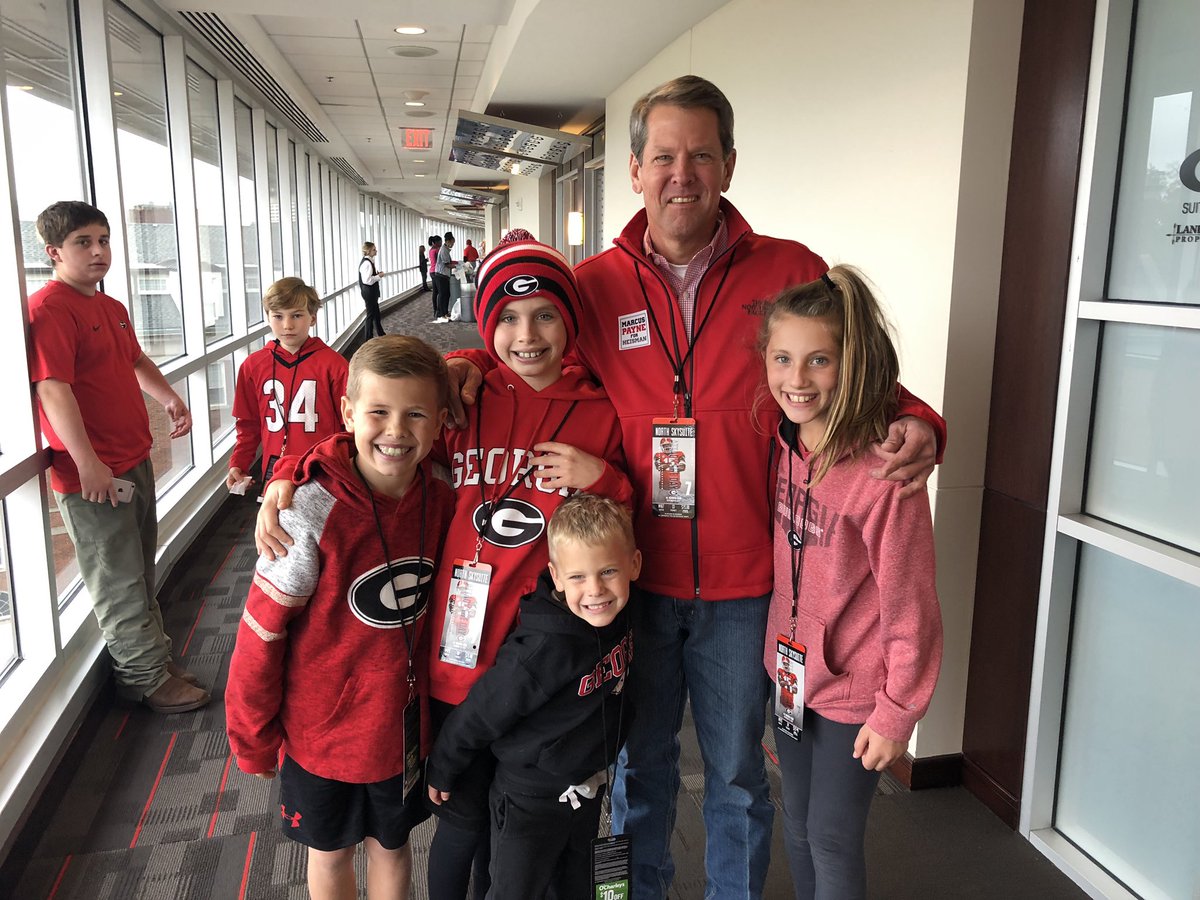 BrianKempGA's tweet photo. Great to see so many friends, supporters, and fellow Dawgs in Athens today! #GoDawgs #gapol https://t.co/5K9HDuuXjR