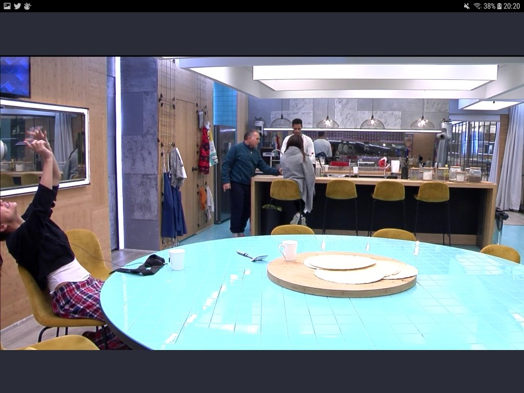 Magua1313's tweet photo. #SomosLaAudiencia24N
Se puede se más simple ke Mónica, lo de esta chica es serio de verdad. https://t.co/hHdLmyFPw2