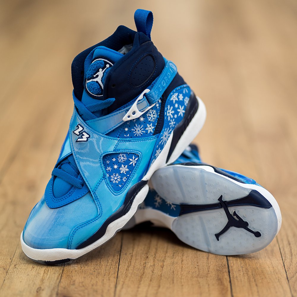 retro 8 snow blizzard