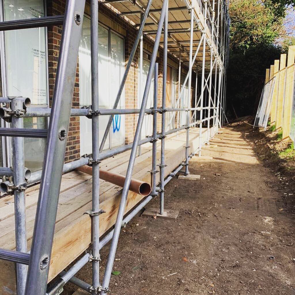 MK1_Indigo's tweet photo. Ongoing refurb project we are tendering in Lewisham ππ» #MK1ScaffoldingLtd #ProSolutions #TG20:13 #SG4:15 #CHAS #SafeContractor #Constuctionline https://t.co/q99RZt6YEU
