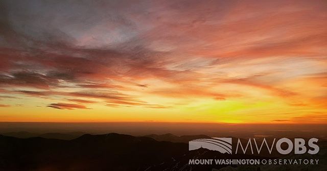 MWObs's tweet image. Sunrise this morning had plenty of high clouds to help enhance the colors!
We have a sale on our 2019 calendars, use code BLACKFRIDAY25, visit ift.tt/2gDlP6r to view the calendars. #sunrise #prestorm #highclouds #pleasantmorning #mountwashingto… ift.tt/2r3qKUr