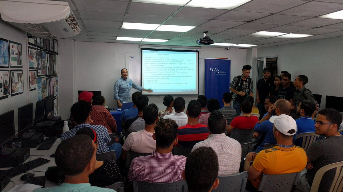 hectorvent's tweet photo. #itlatechday presentando #PostgreSQL por Edwin Quijada.
@eudriscabrera @fred_pena @JavaDominicano https://t.co/WeTlFTR1ex