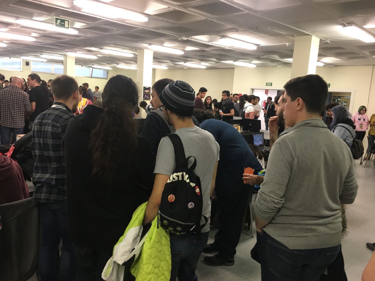 therion_games's tweet photo. Estamos muy contentos por haber reunido a tantos jugadores hoy en torno a #Greyfall en @IndieMAD2018. ¡Gracias por vuestro apoyo y comentarios! Nos ayudáis a seguir identificando lo que os encanta de Greyfall y qué mejorar. Seguimos trabajando. 💪 #EnalteciendoLoIndie #CommitConf https://t.co/J2j20JXkyk