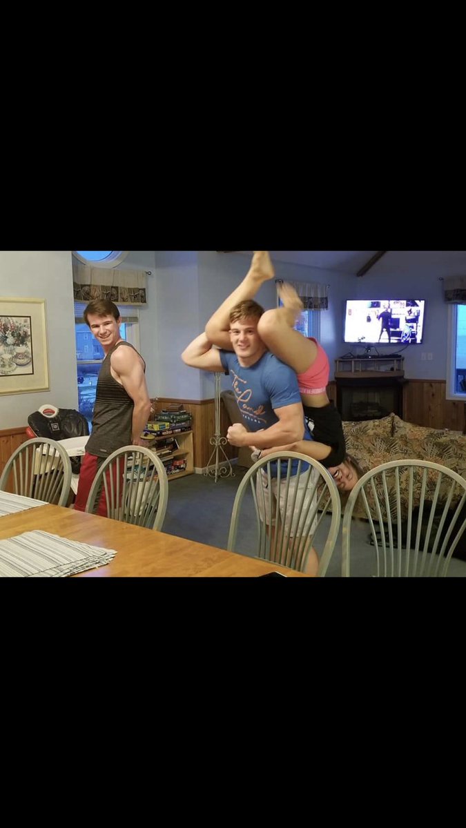 KyleZeitz's tweet photo. This post isn’t to wish you a happy birthday. It’s to remind you you should probably go to the gym #freshman50 #GetTheTrailer @Katelyn_zeitz https://t.co/zDtopfvSkO