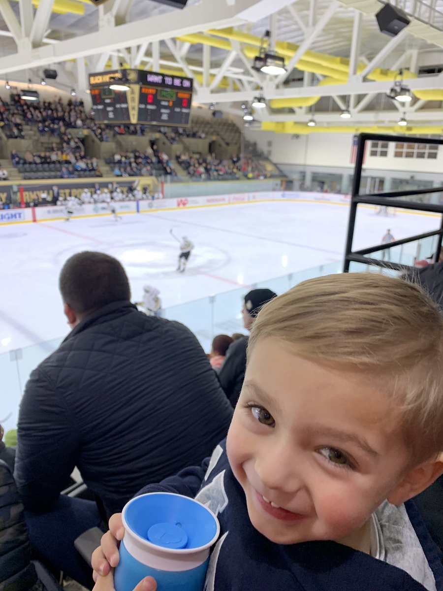 Ebart2016's tweet image. #hockeyknight