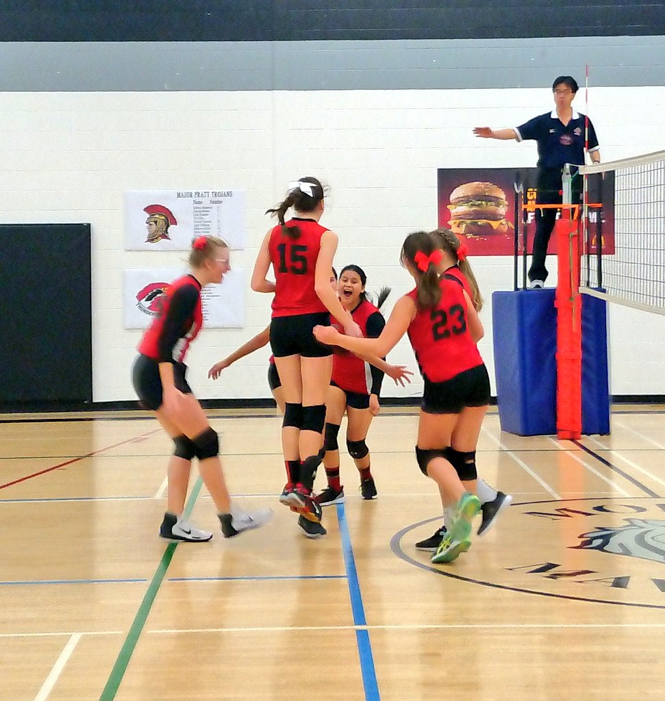 AaVball's tweet photo. Prairie Mountain advances to the final with the help of some song serving from #6 https://t.co/rSChCdw8Lj