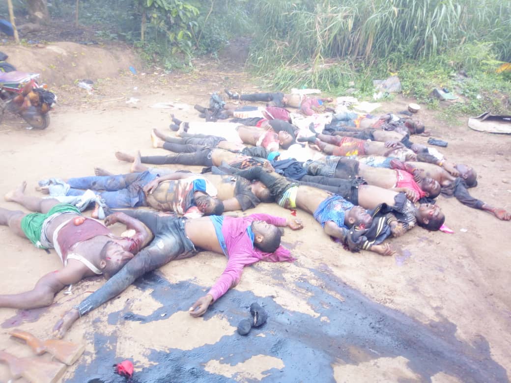 hss_sec's tweet photo. Shocking images coming from #Ambazonia. 
The annexationist forces of #PaulBiya rallied 30 youths in #Bali and killed them executionist style. As if that was not the enough, they burnt down all 30 corpses for their fun.
For long have we cried #StopGenocide but the world is gagged https://t.co/CgXef4XxN3
