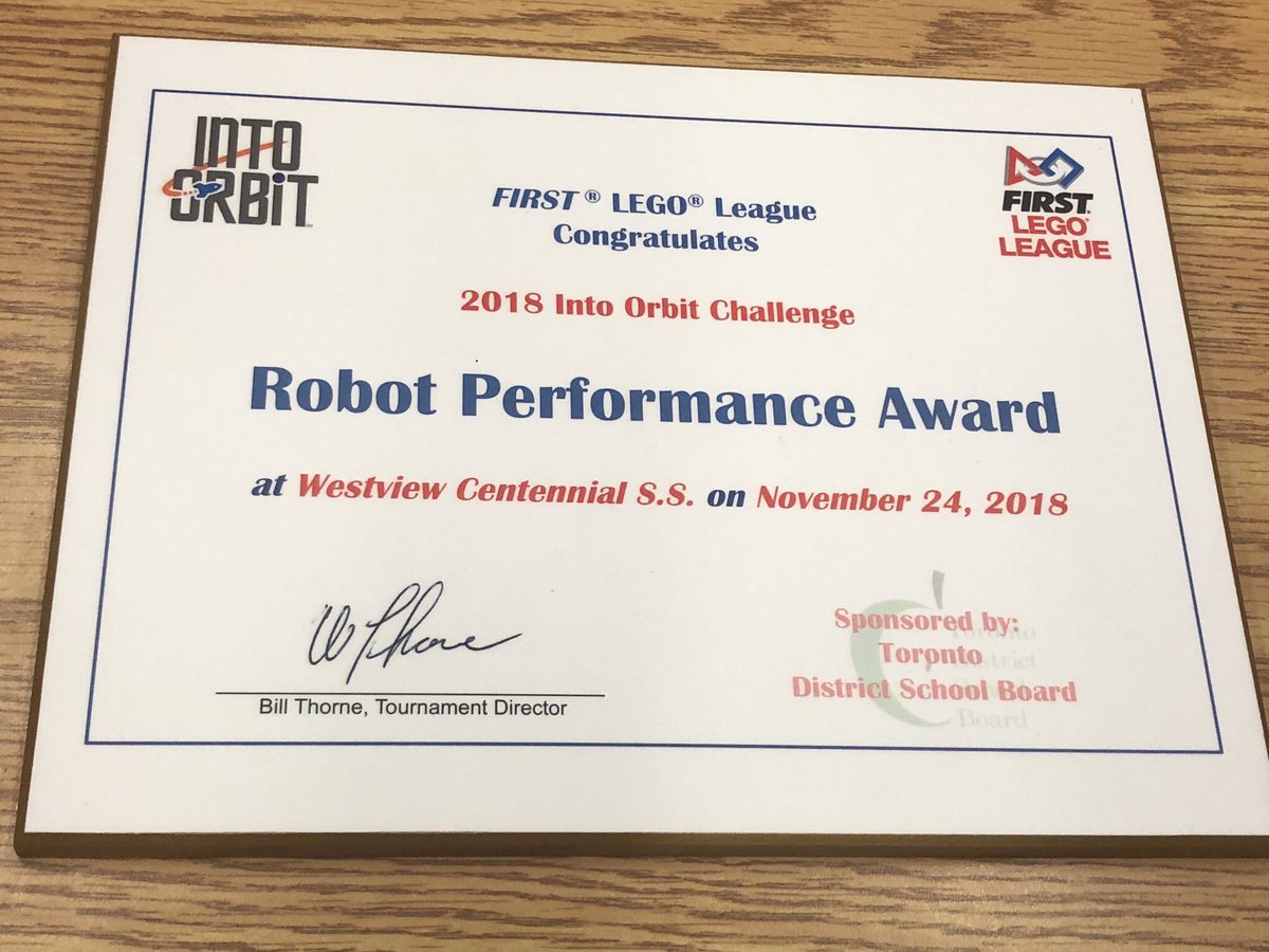 DonValleyMS's tweet photo. Congratulations Don Valley Dragon Bots on your Robot Performance Award today at the TDSB FLL qualifier tournament! You worked so hard and we are very proud of you. #TDSBFLL #DVMS #IntoOrbit2018 @TDSB_Robotics https://t.co/Yr3qy8QQ6u