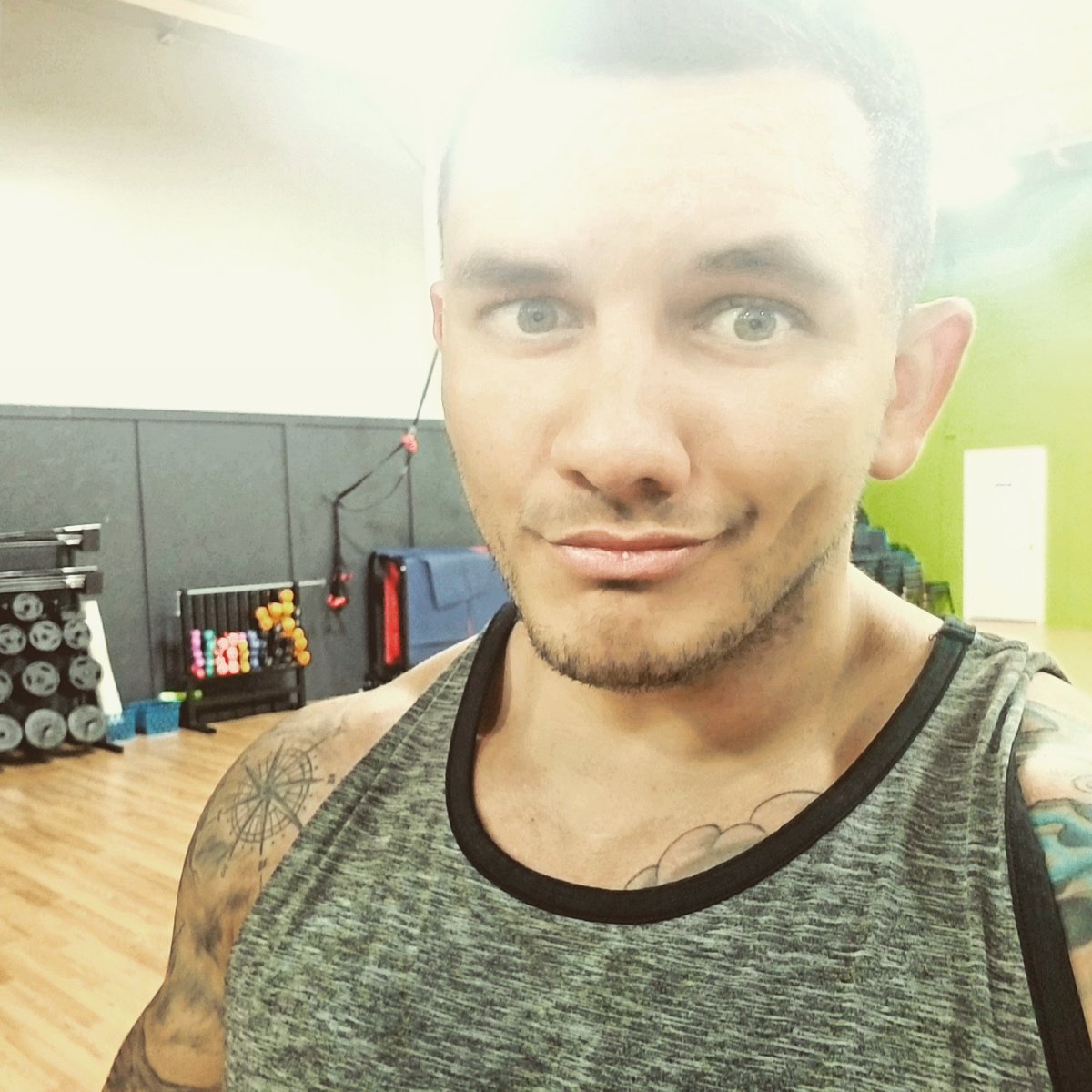 MrFitAltitude's tweet photo. Time to get back on the GRIND post gobble day. EIGHT plates of THANKSGIVING treats later and I'm back in southern pines pushing through the post Turkey lethargy. 

#fitlife #fitness #gymlife #fitnessday #gymmotivation #HappyThanksgiving #nutrition #Health #fitspo #sweat #fitfam https://t.co/K5osKttV1x