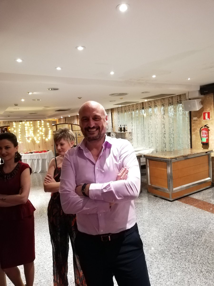 Comencem l'acte del 20 aniversari.
20 anys es diu prompte però 20 anys al capdavant de la nostra comissió gracies @MiguelARamosB