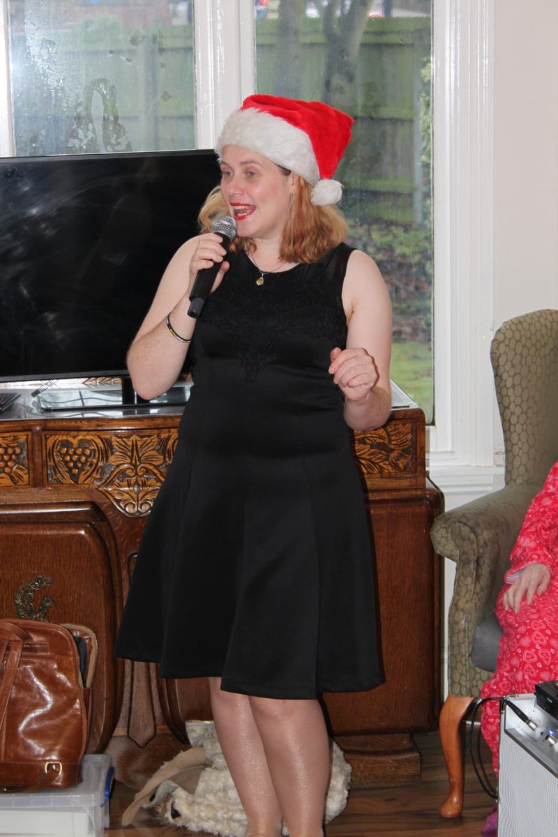 MelodiesAmazing's tweet photo. Book now for quality festive entertainment, party, fair or care home event. Some slots still available daytime &amp;!evening, but filling up fast! Christmas classics such as Rocking around the Christmas Tree, Winter Wonderland, Sleigh Ride and More...msg now for more details. https://t.co/d7d3sLZp7c