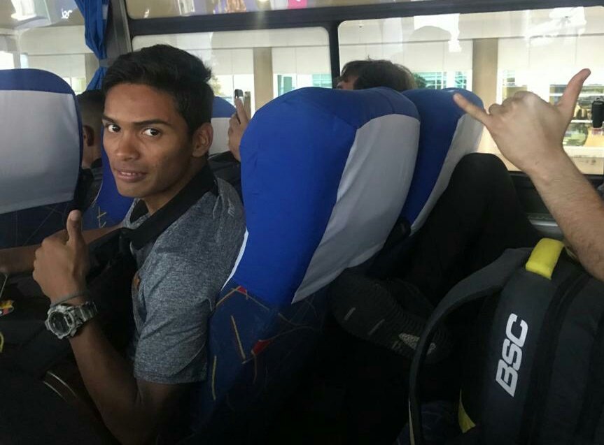 BSCEutimios's tweet photo. Geampierre Espinoza jugador #FormativasBSC (18 años) junto al primer plantel. Estará entre los alternantes esta noche #INDvsBSC 
#ÉxitosGeampierre 👏👏👏 https://t.co/AhlHttDLKn