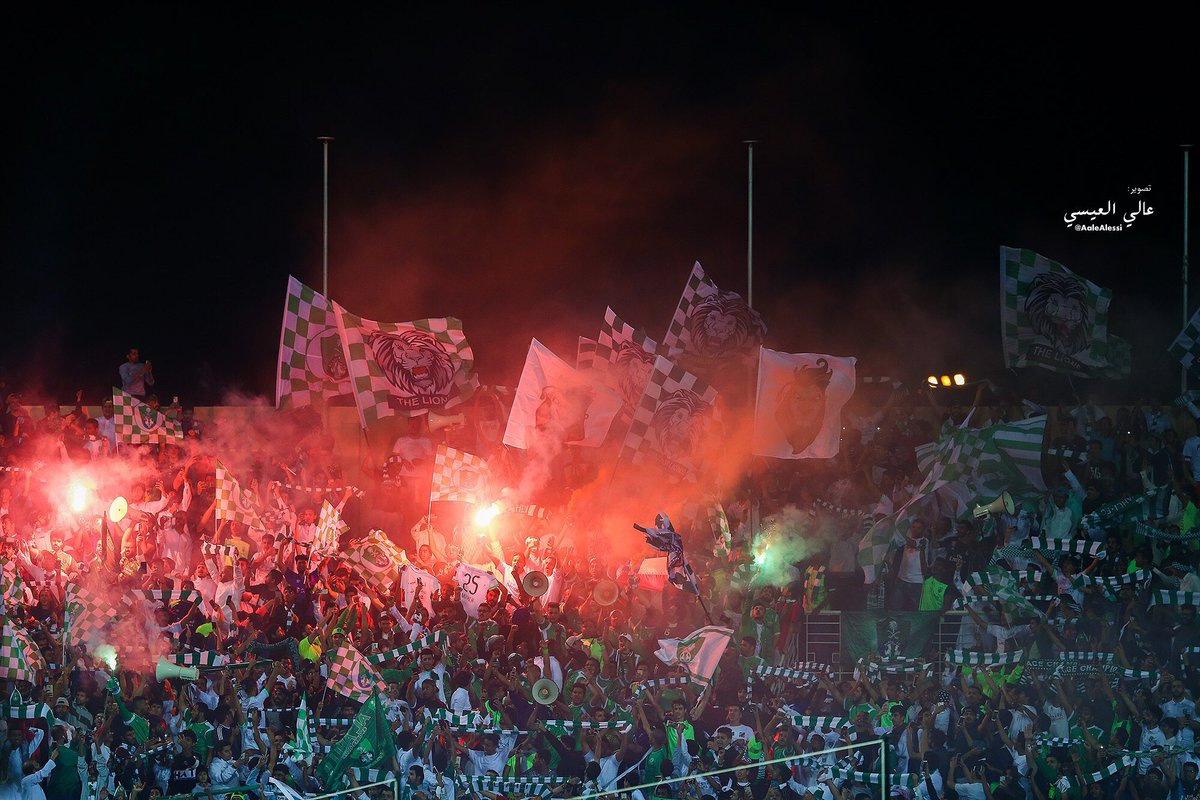 B_A_turkistani's tweet photo. جماهير الأهلي الحاضرة لمباراة اليوم 
يجب على كل مشجع مشكوراً مضاعفة الجهد والتشجيع لآخر دقيقه لازم نخلي الكل يتكلم عن ال٣٠% الي راح تتحول بإذن الله ثم دعمكم وإحساسكم بدوركم الفعال الى ٦٠٪ وأكثر 
ياليت نتفرغ للتشجيع الجماعي في اغلب أوقات المباراة ونترك التصوير لغيرنا 👍 https://t.co/ArkKMVbhdY