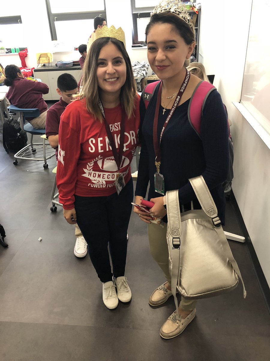 ms_cortes's tweet photo. Always so thankful for the incredible people I’m lucky enough to call my students! #MortonPride #OrgulloMorton #Mustangs4Ever https://t.co/raShS19zXJ