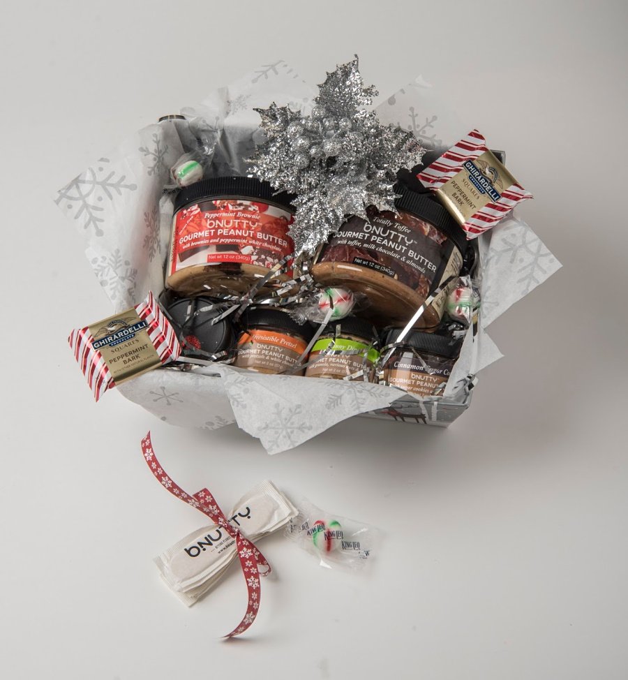 bnuttypb's tweet photo. Special gourmet baskets for the #PeanutButter Lovers on your #Christmas List! Contact  info@bnutty.com for pricing https://t.co/F5RpbkGtj3