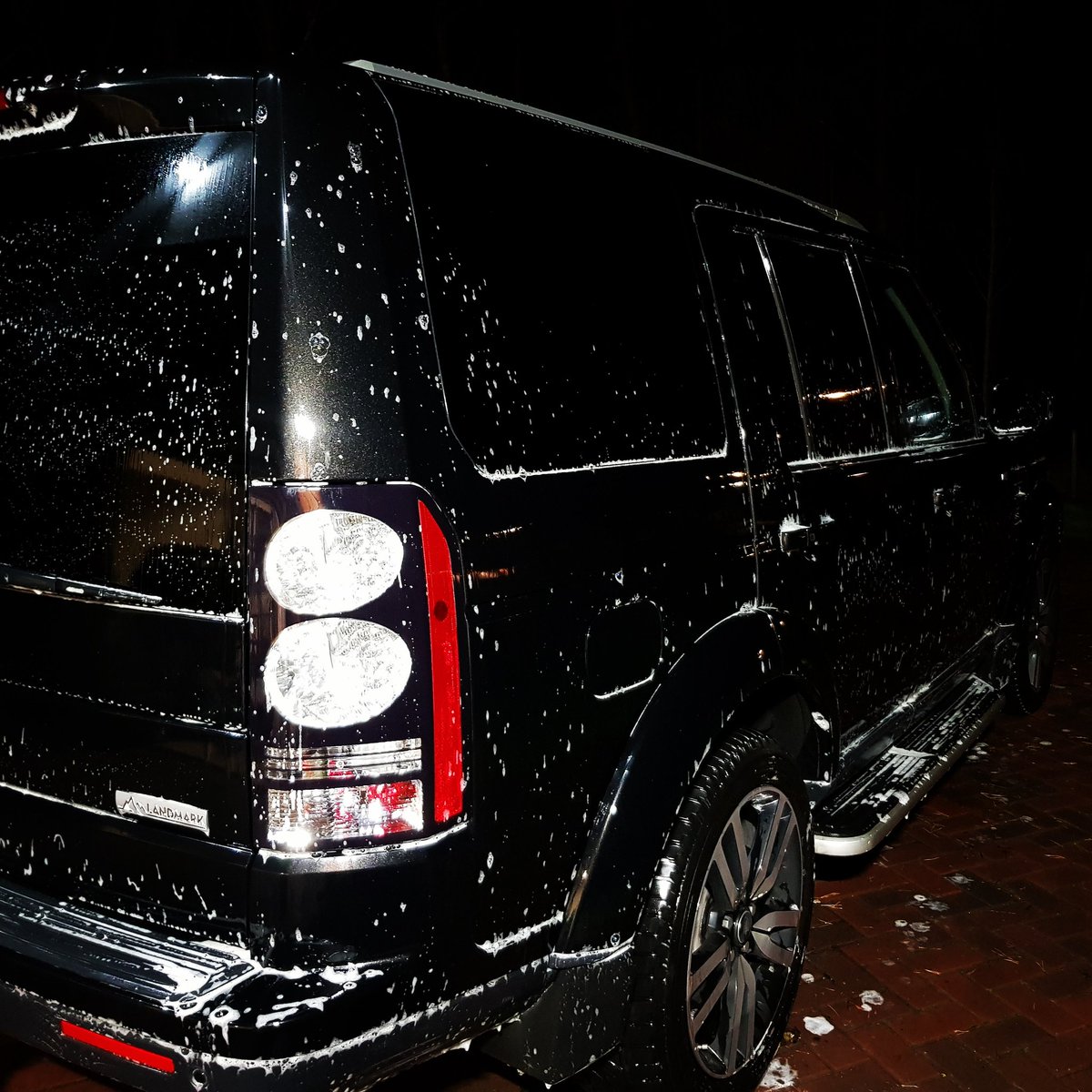 Another great task complete....Atomic Kitten girls were fab today at the Xmas lights Hamilton. Great turnout for the girls...another awesome event for Zion #Zion #protectionspecialists