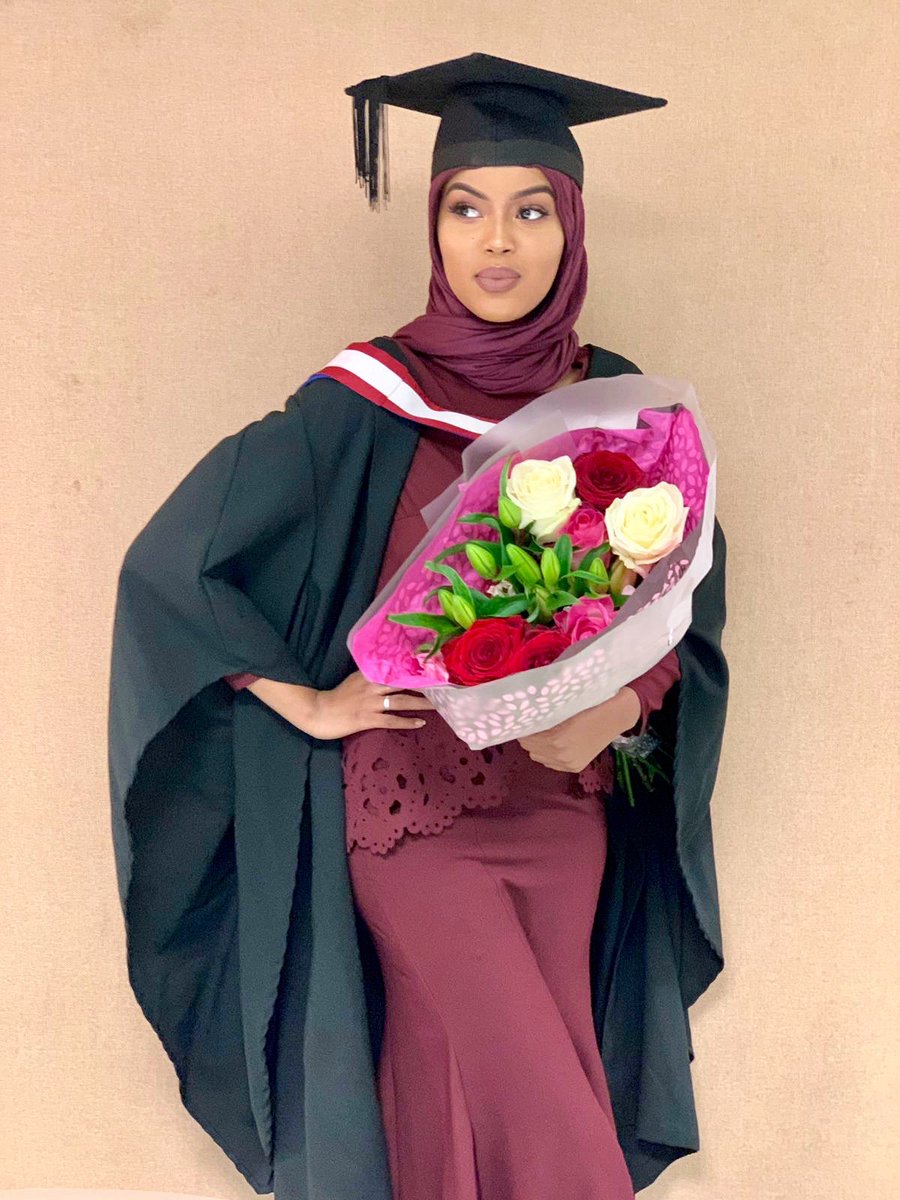 OsobElmi's tweet photo. A moment I’ll cherish forever. Alhamdulilah #GraduationDay18 https://t.co/3myBtoDEmB