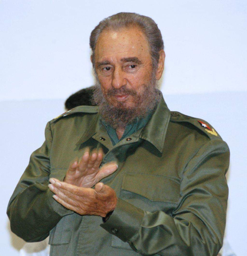 HildaIrene62's tweet photo. "Yo rechazo la mentira porque sé que la ignorancia ha sido la gran aliada de la opresión a lo largo de la historia." 
Fidel Castro
@brigadacubanae 
@embacuba_ecuad 
@CubacooperaCu 
@GlezLlanes 
#Fidel
#FidelPorSiempre 
#FidelEntreNosotros https://t.co/XmWl2J8cri
