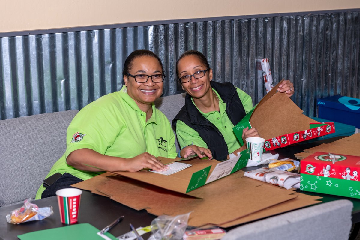 NewDestinyCal's tweet photo. What an incredible weekend! We fed over 150 families a Thanksgiving dinner, gave 100 turkeys, and created 1,112 shoeboxes for Operation Christmas! Thank you to everyone who helped make this possible! #NewDestinyCal https://t.co/sPVoCHumhT