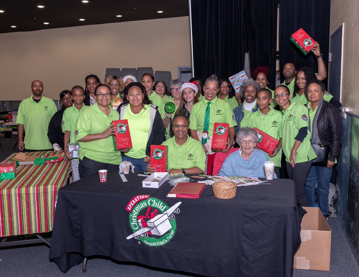 NewDestinyCal's tweet photo. What an incredible weekend! We fed over 150 families a Thanksgiving dinner, gave 100 turkeys, and created 1,112 shoeboxes for Operation Christmas! Thank you to everyone who helped make this possible! #NewDestinyCal https://t.co/sPVoCHumhT