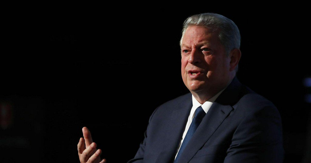 CBSNews's tweet image. Al Gore says Trump administration seeks to "bury" climate report by releasing it on Black Friday cbsn.ws/2RcbcsX