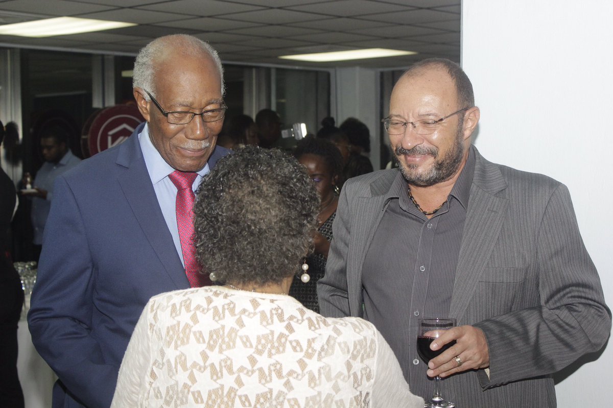 PressAssnJa's tweet photo. Our National Journalism Awards is happening now! Our guests are all smiles...😁 #PAJAwards2018 #JournalismWeek #PAJWeek2018 https://t.co/aZ7XY4iWWV