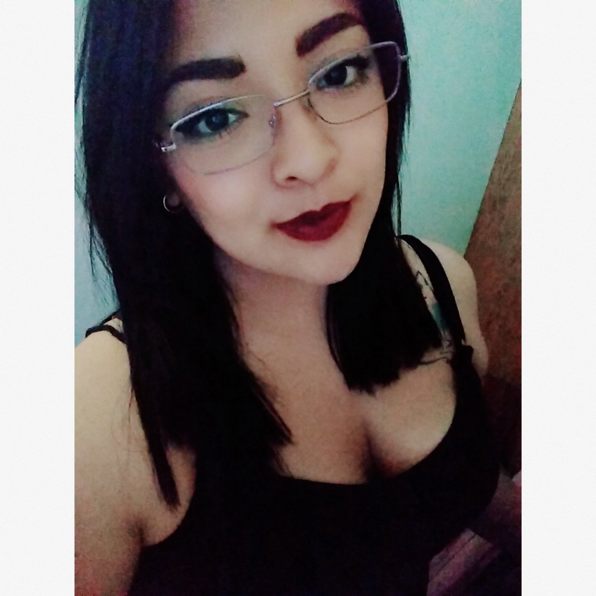 CabreraaIvette's tweet photo. 😎🤘 https://t.co/yK4eNWj5Wn