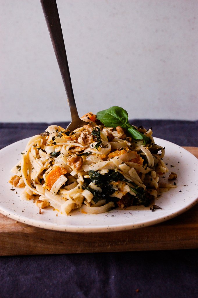 culcherd's tweet photo. Pro-tip: All of our cheeses can be melted in a pot, with a splash of plant-based milk, to create your ultimate creamy pasta sauce! 😳

#howtouseculcherd #plantbased #dairyfree #glutenfree #soyfree #palmoilfree #itsnotdairy #itsnotcheese #flavourforward  #jerf #bekind https://t.co/cTCSpe5c2t