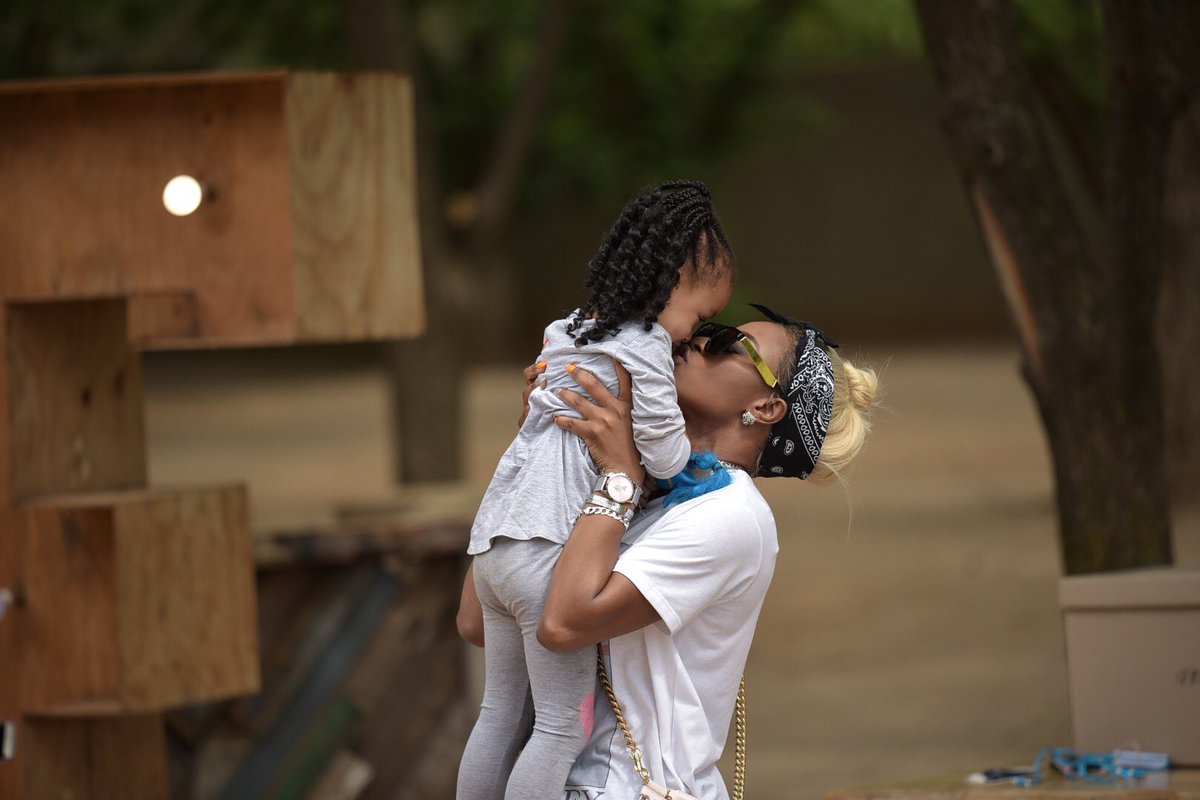 DJZinhle's tweet photo. Family fun at the #SantaFeFamilyDay event.. hey mami @tumi_morake.. thanks @HYUNDAISA https://t.co/0weeAGkteN