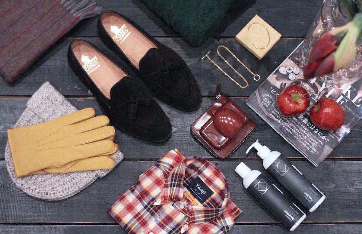 Love this Christmas gift inspiration shot from the guys at Linnegatan2 - available now on their website (linnegatan2.com) and in-store