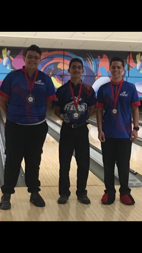 prstrikeforce's tweet photo. Congrats our guys Hans Birkeland with the Gold and Carvin Rohena for his Silver in the last FEBOPUR Youth Tournament. Good job boys!!🎳💪🎳💪 #prsfbowlers #prsfligadecampeones https://t.co/ASU6Ndwt7M