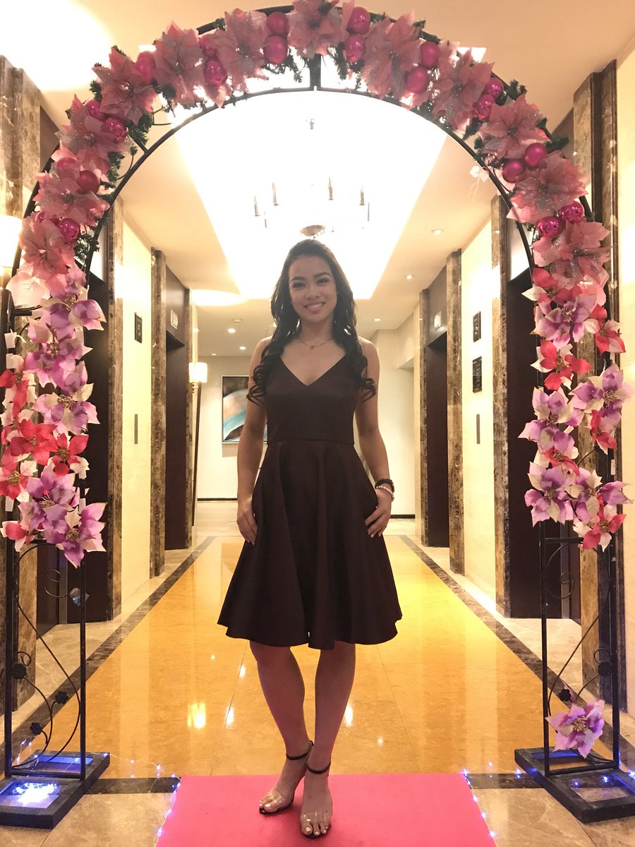 QueenSamBerrr's tweet photo. I'm beautiful in my way
'Cause God makes no mistakes
I'm on the right track, baby I was born this way π
Beautiful @jemagalanza π
Enjoy the #PinkBall2018 night π
π·ctto https://t.co/9mtWbMlYWc