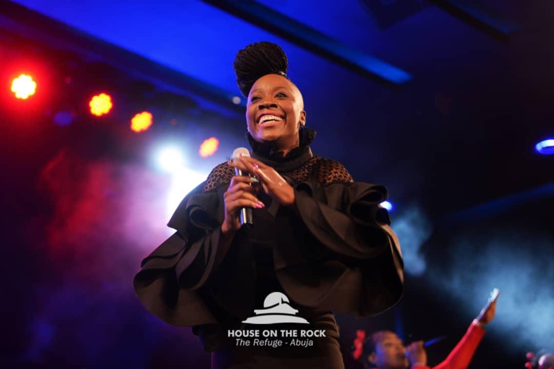 HOTRREFUGE's tweet photo. 🎵I have no reason to fear, the Lord is my light🎵
With @JJ_Hairston
#TE13
#ExperienceOverflow
#TE13Overflow
#JesusOurPeace https://t.co/j2074m5hBD
