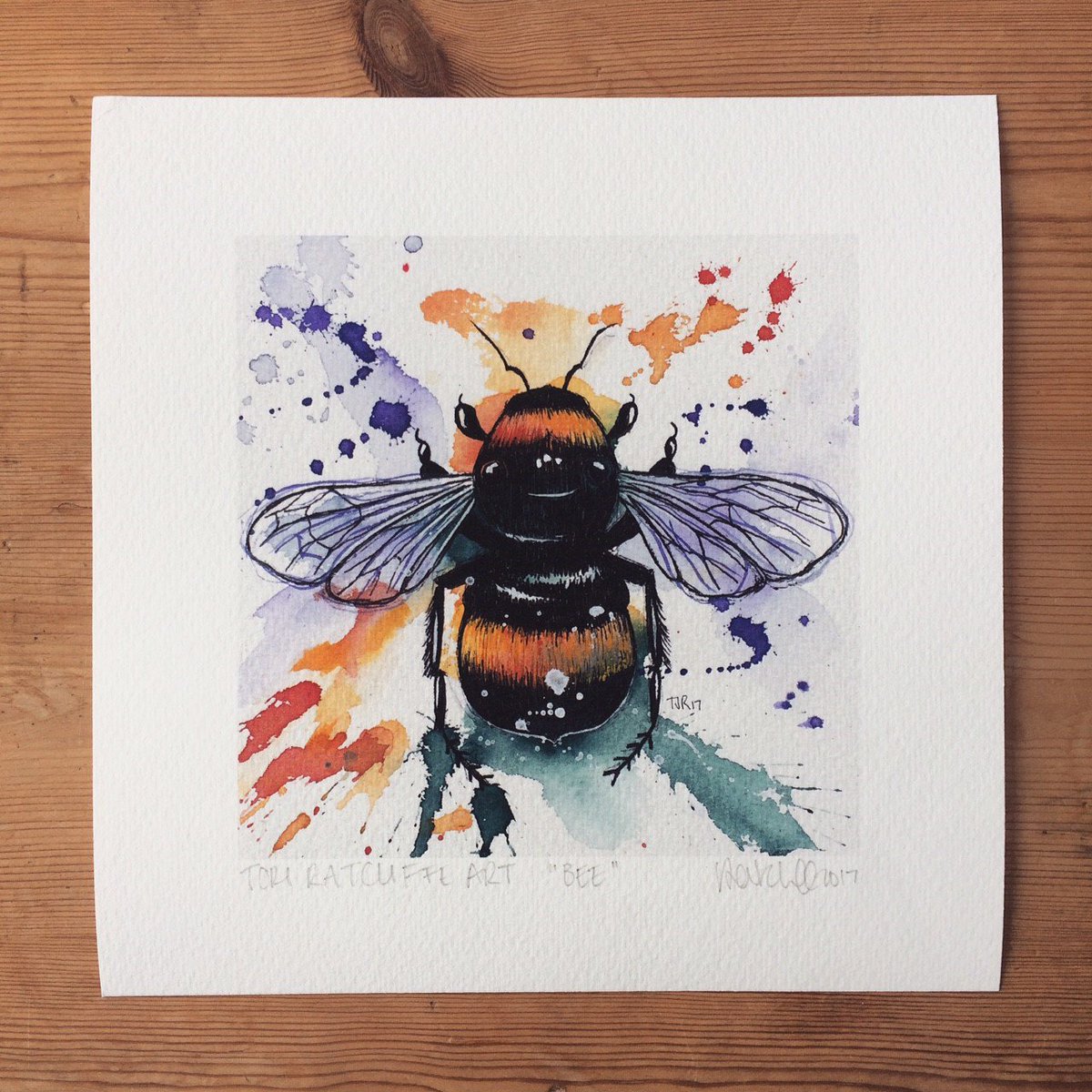 Artist @torirats is offering this gorgeous #bee print for £30 + p&amp;p with £15 per sale being donated to the Trust! With only 30 copies available, this will make a lovely edition to anyone's home. Visit: ow.ly/jCv730mSZVh #bumblebee