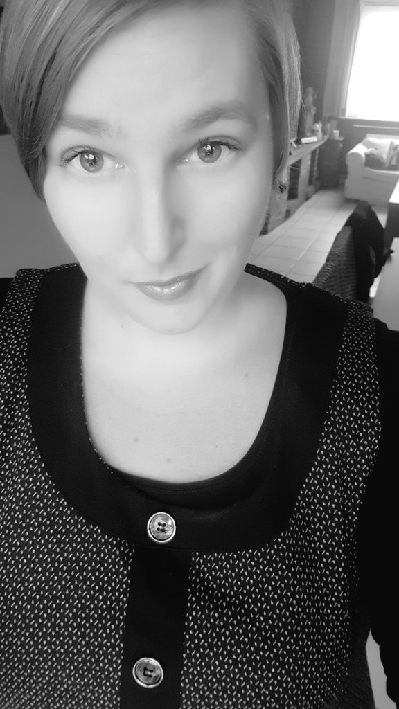 Beckz4x's tweet photo. Feeling a bit better. Going out for lunch.
#MakeUp #Dress #UnderMedication
๐ https://t.co/mW1pOJ5uSm