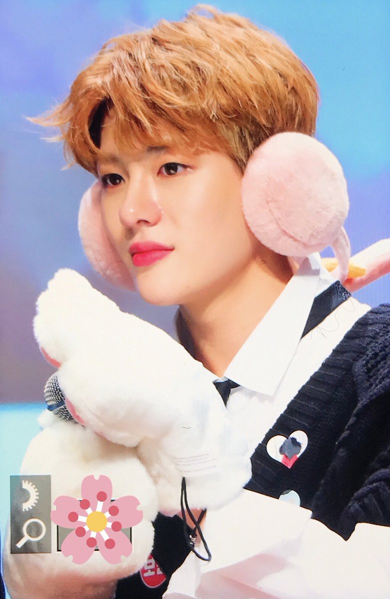 StarryLight_824's tweet photo. 181209 누리꿈스퀘어

#최보민 #보민 #골든차일드 #Golden_Child https://t.co/5qs23O0Mqg