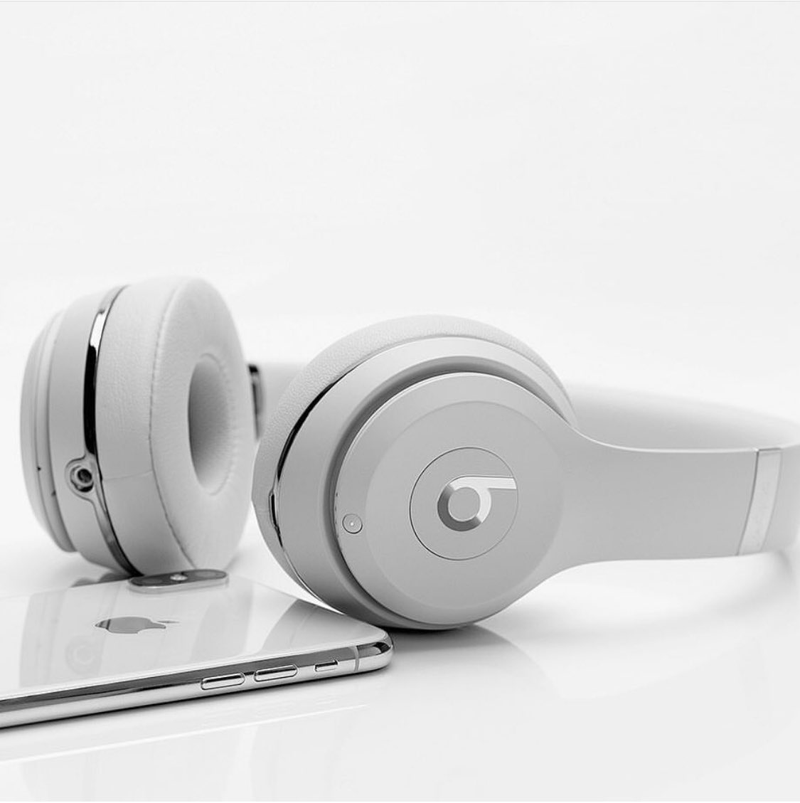AppleLydia's tweet photo. 40 saate kadar pil ömrü ve ödüllü ses kalitesi ile Beats Solo3 Wireless

👉🏻 https://t.co/PhrzpHaLgK

https://t.co/7g2bEwB6mm https://t.co/O8q0VlhkJw