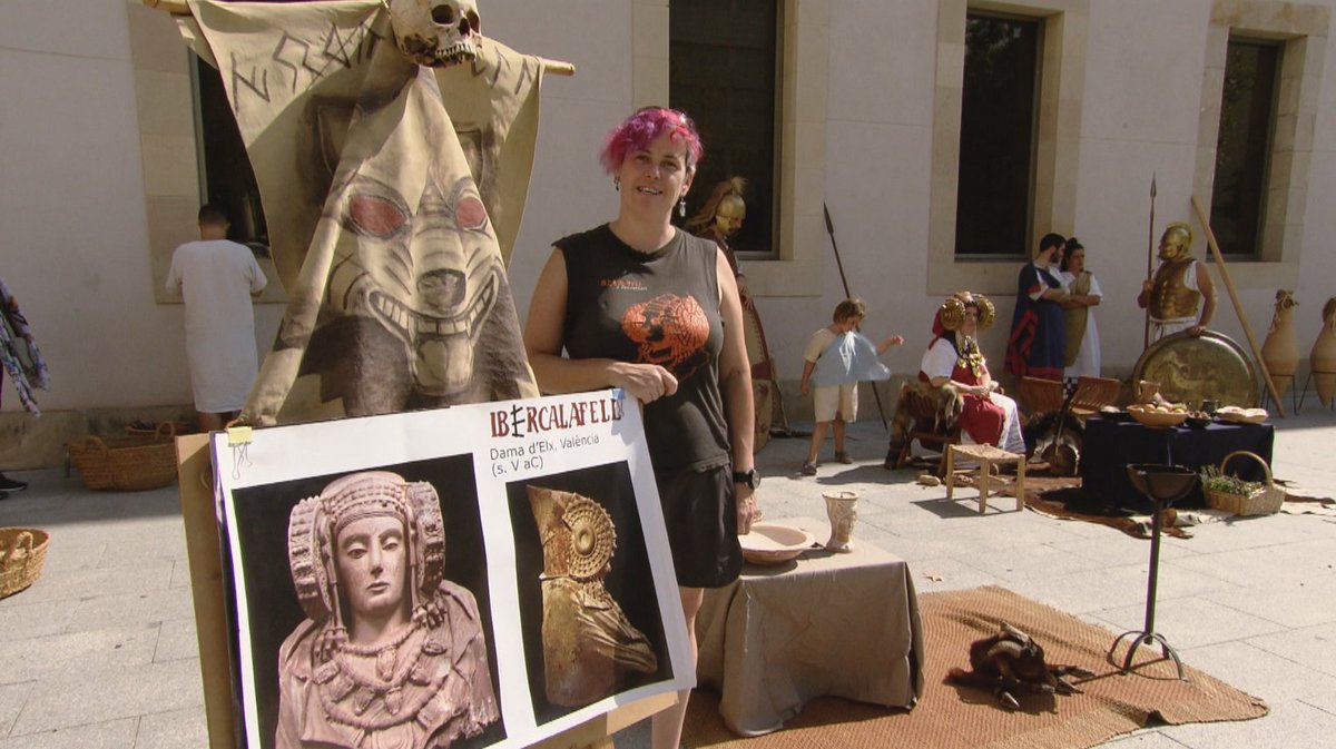 Serie El Túnel del Tiempo: #EAA2018 Congreso #arqueología <a href="/IncipitCSIC/">INCIPIT-CSIC</a> <a href="/CSICdivulga/">CSIC Divulga</a> <a href="/Ibercalafell/">Ibercalafell</a> <a href="/TGNturisme/">Tarragona Turisme</a> <a href="/ArtUsSL/">ArtUs</a> <a href="/LURE_ARQUEO/">LURE ARQUEOLOGIA</a> <a href="/RedArqueotur/">ArqueotuR</a> <a href="/ArqueoRedes/">Arqueo-Redes</a> <a href="/marsanch71/">mar ♟</a> <a href="/mujerconciencia/">Mujeres Con Ciencia</a> @ArqueoFeminist <a href="/FCriadoBoado/">Felipe Criado-Boado</a> <a href="/archaeologyEAA/">European Association of Archaeologists</a>📺<a href="/la2_tve/">La 2</a> <a href="/aventurasaber/">La Aventura del Saber</a> miércoles 12, 9:55am