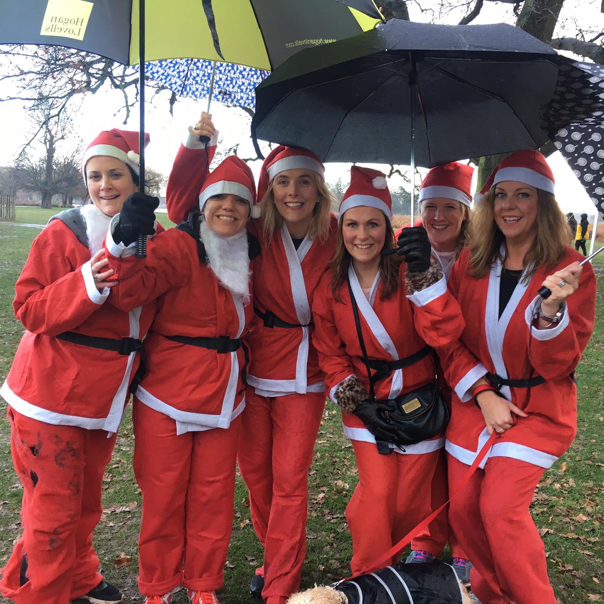 #SantaFunRun2018 <a href="/PAHospice/">Princess Alice Hospice</a> <a href="/PaulaJa47498014/">Paula Jane</a> <a href="/elainepenrose/">Elaine Penrose</a> @_geraldineboyd #BushyPark