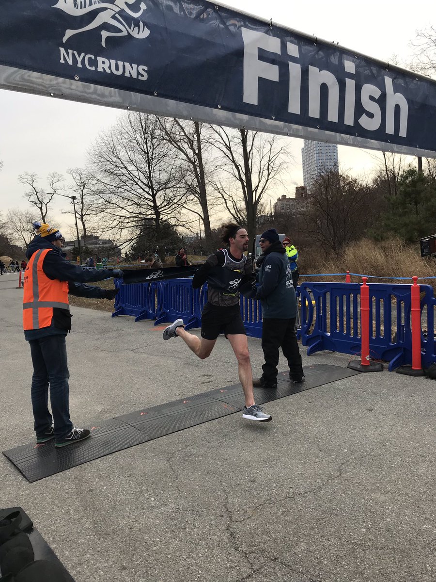 KFRCTweets's tweet photo. 1:13:59 unofficial win for Blake at the Big Apple 13.1! Congrats Blake #KFRC #Champ #GoBlakeGo https://t.co/ZIti4Ta8p2
