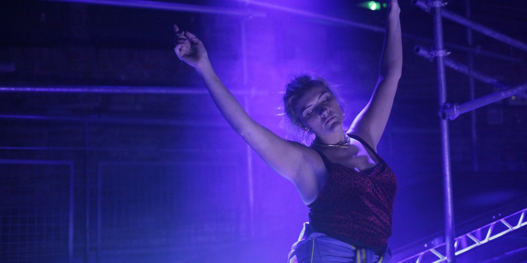 smockalley's tweet image. The team behind the incredible Iphigenia In Splott have a day off but it's been an amazing opening week. 

Book your tickets for the final week for a "wonderfully moving, politically challenging, and powerfully unsettling experience." @chrisorourke13 
ht.ly/aJ1g30mUzZE